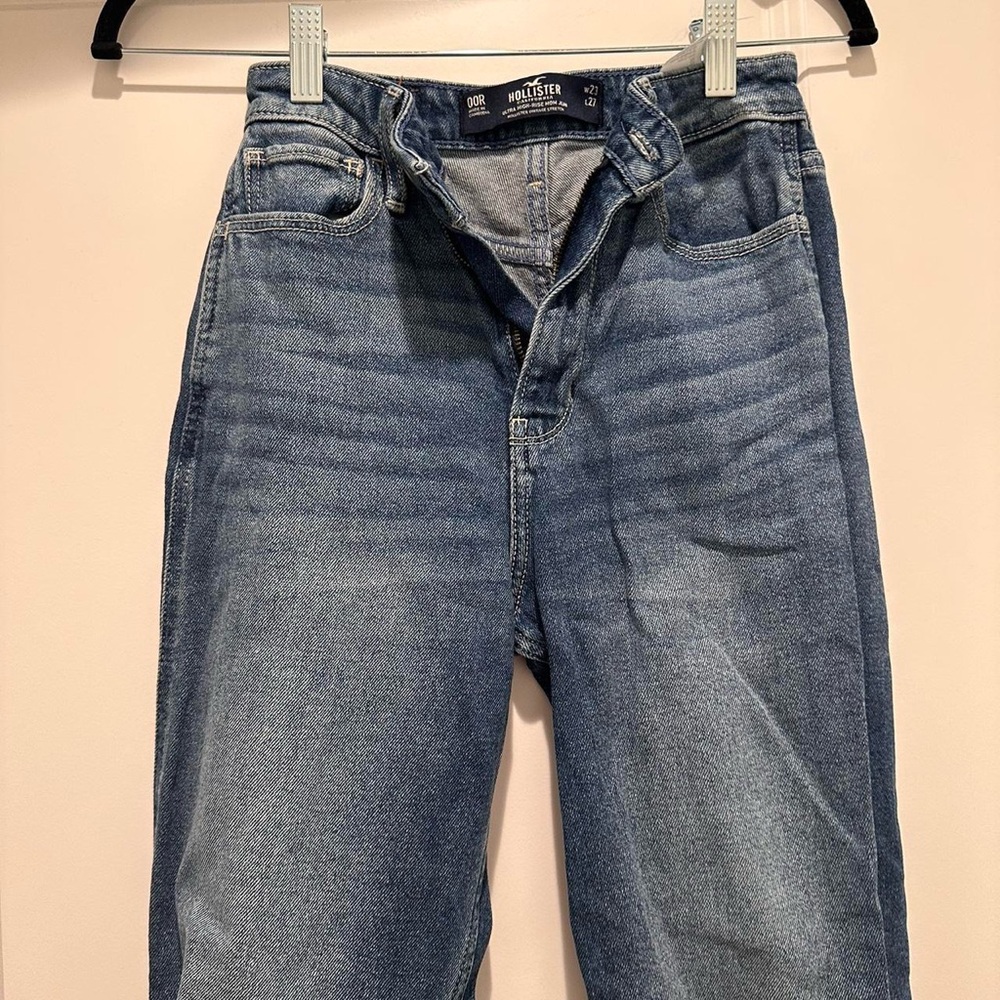 Hollister Co. blue jeans straight leg